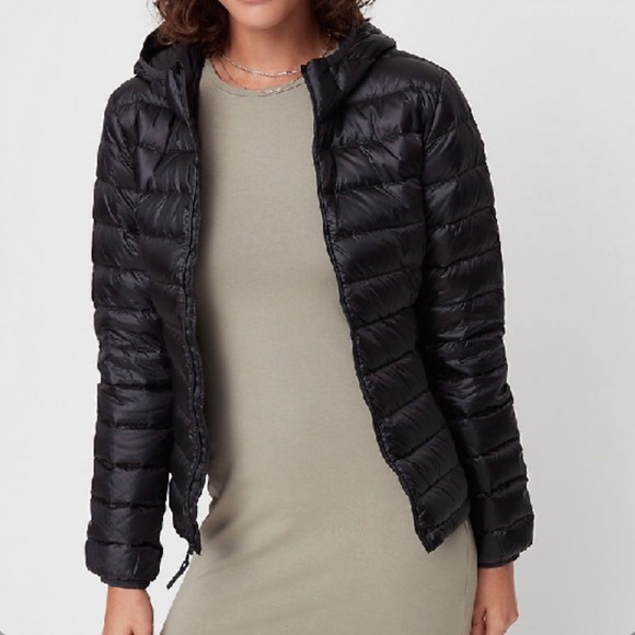 aritzia botanie puffer bubble jacket - Picture 1 of 5